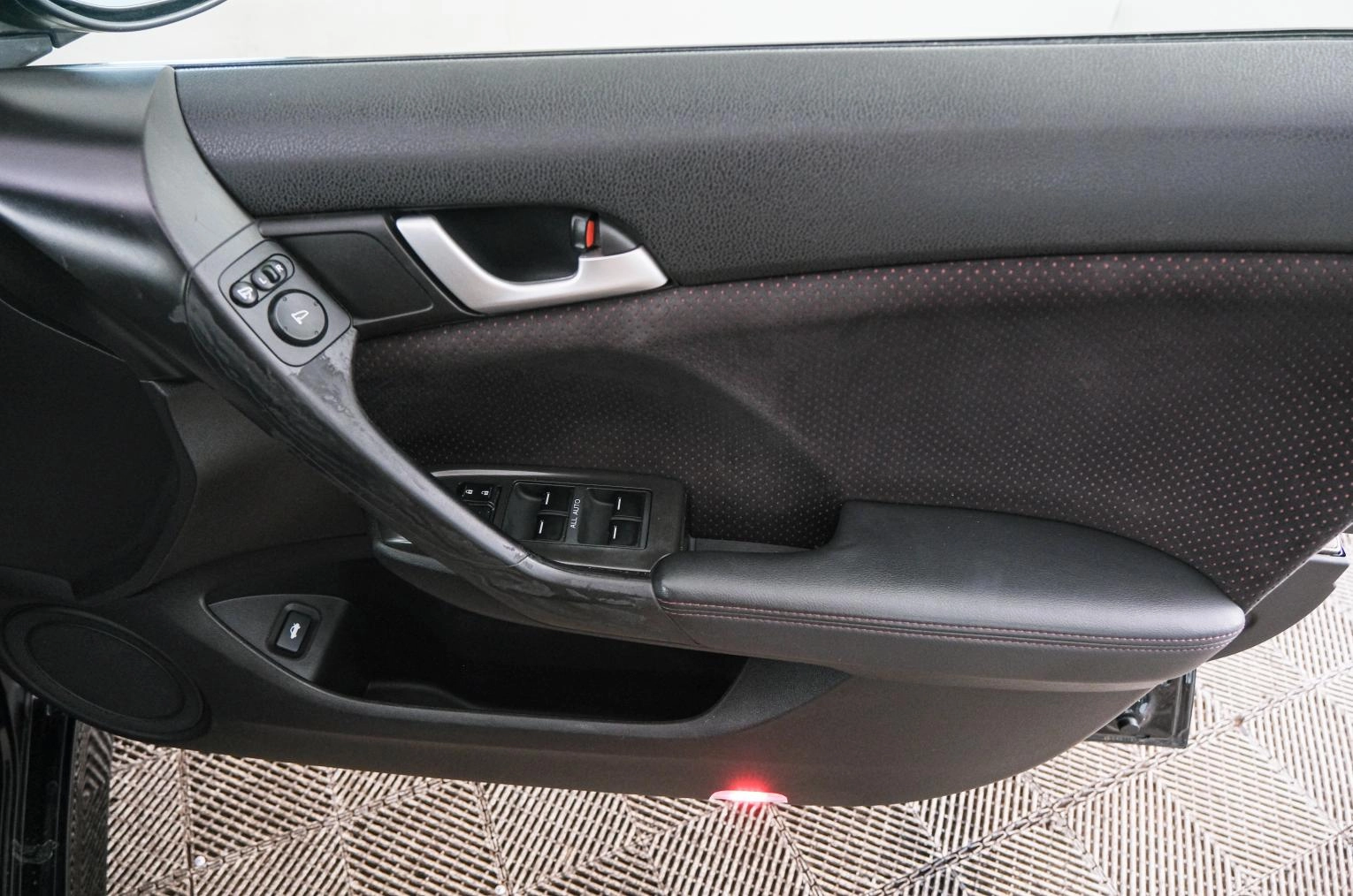 Honda Accord Type S 18 из 21