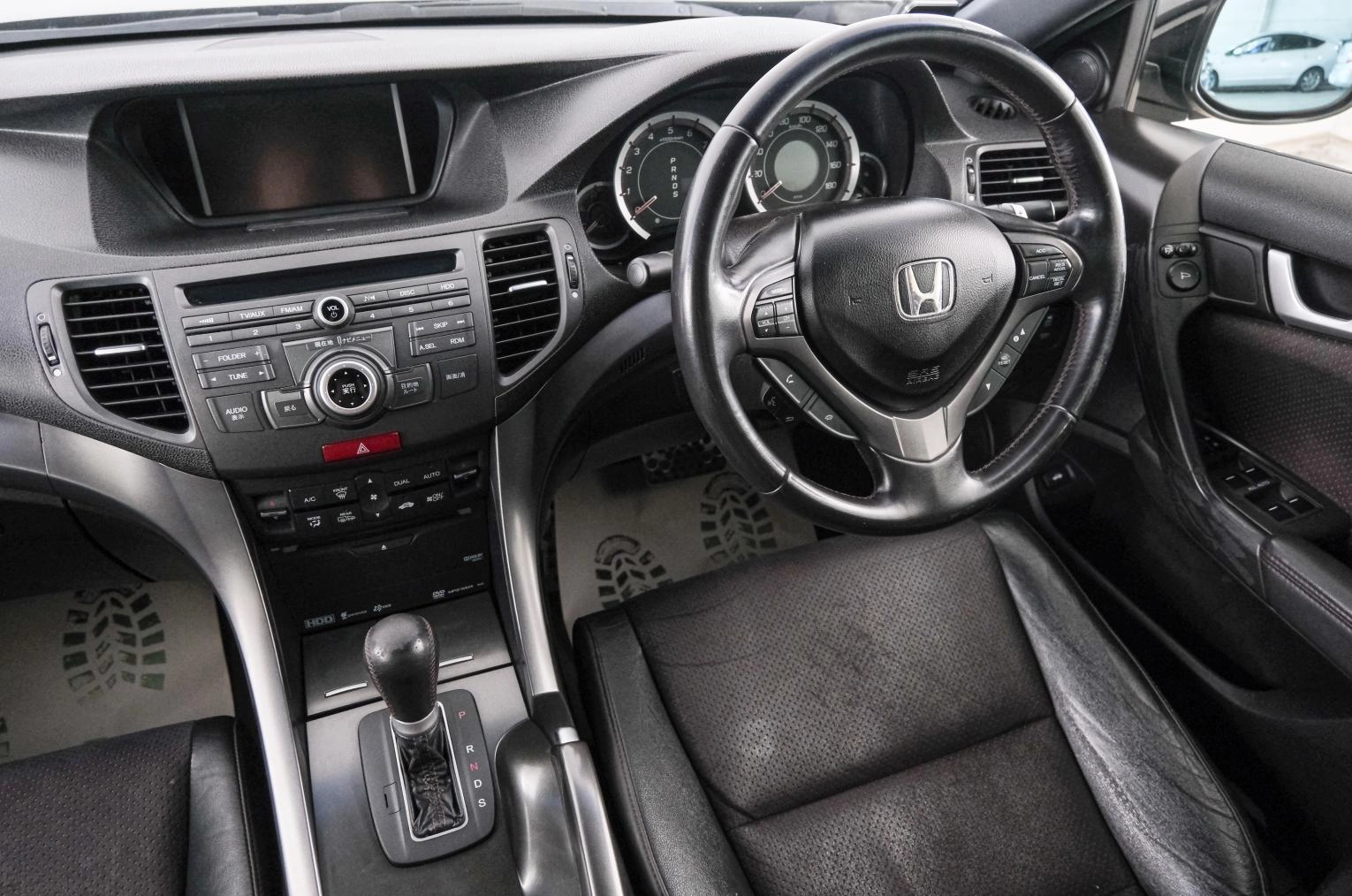 Honda Accord Type S 9 из 21