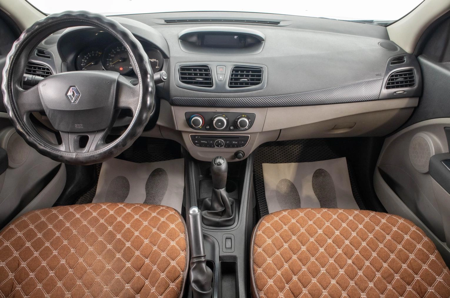 Renault Fluence 10 из 24