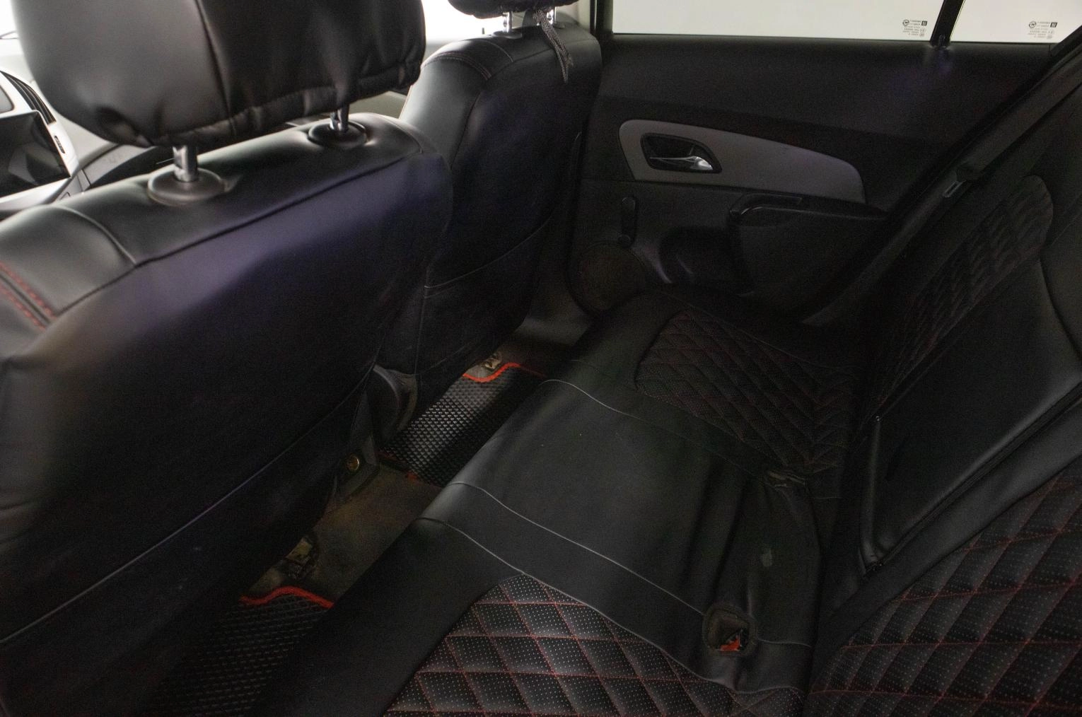 Chevrolet Cruze 8 из 19