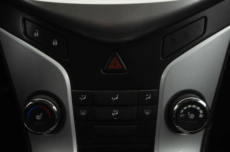 Chevrolet Cruze 16 из 19