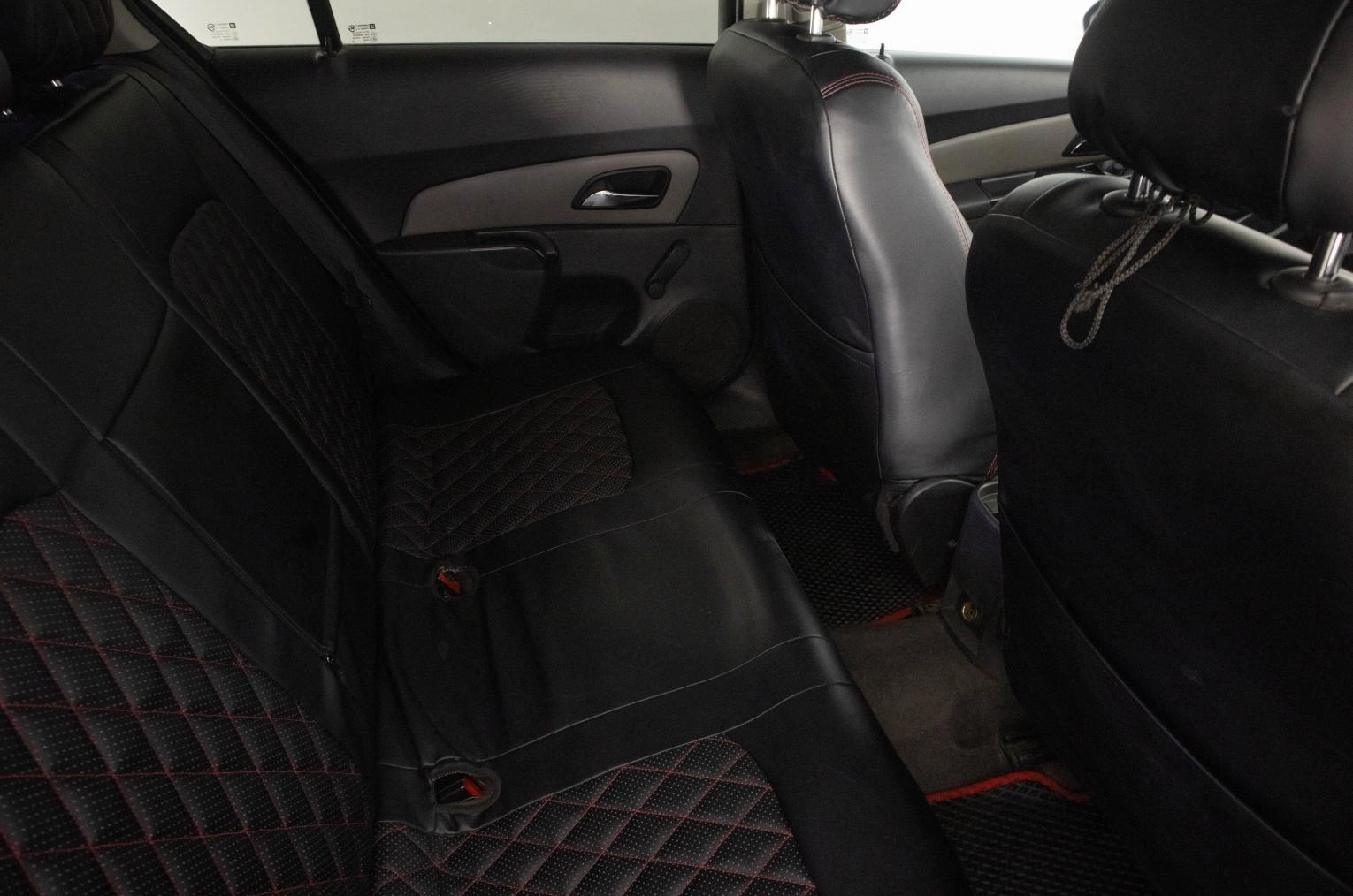 Chevrolet Cruze 9 из 19