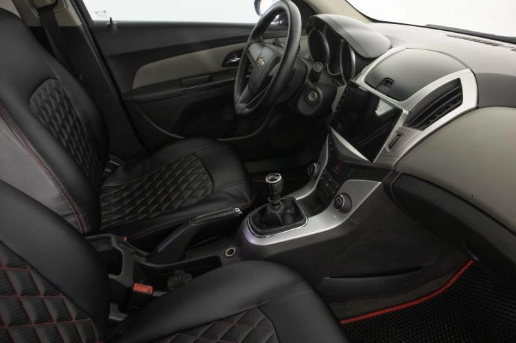 Chevrolet Cruze 10 из 19