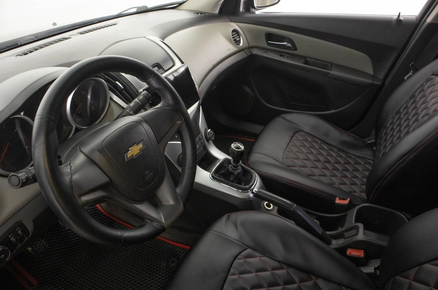 Chevrolet Cruze 7 из 19