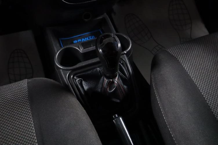 ВАЗ (LADA) Granta 14 из 15