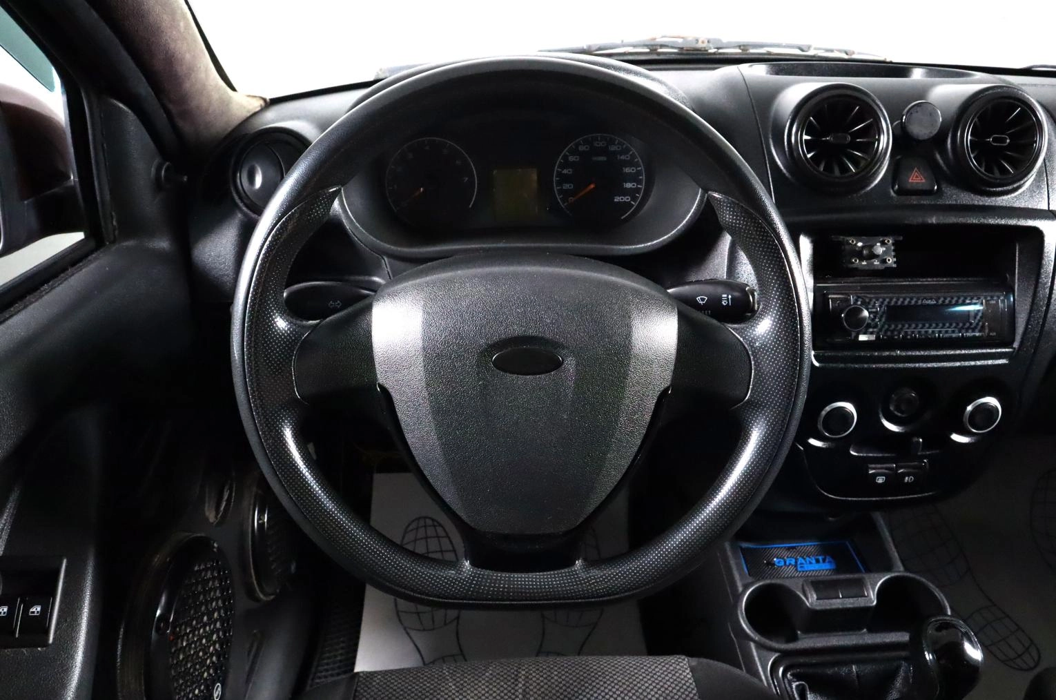 ВАЗ (LADA) Granta 10 из 15